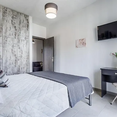 Orchids Luxury * سكوبيلوس تاون